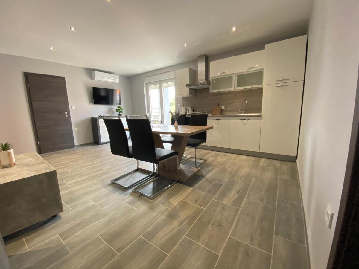 Villa Maleo Medulin Eksteriør billede