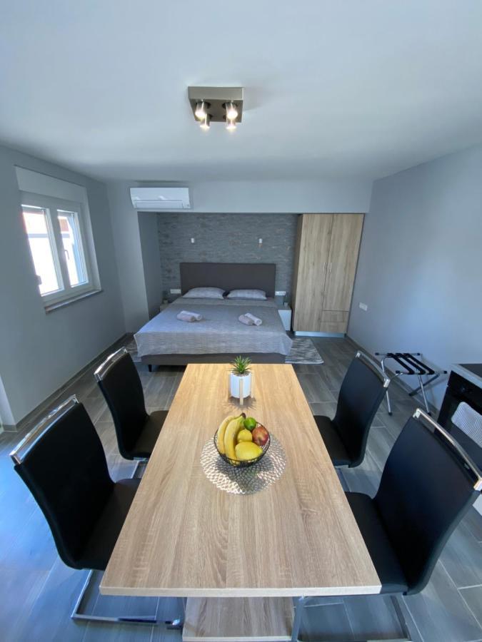Villa Maleo Medulin Eksteriør billede